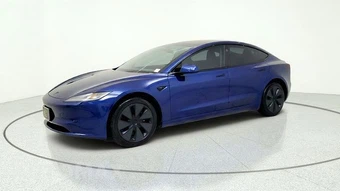 2026 Tesla Model 3 Standard - miniatura 4