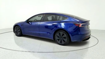 2026 Tesla Model 3 Standard - miniatura 6