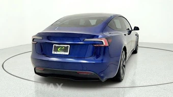 2026 Tesla Model 3 Standard - miniatura 8