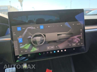 2026 Tesla Model S - miniatura 10