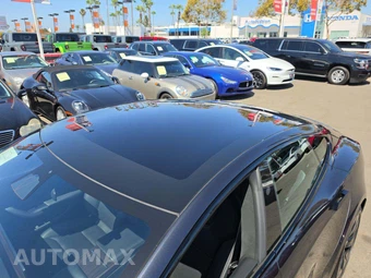 2026 Tesla Model S - miniatura 12