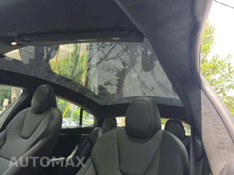 2026 Tesla Model S - miniatura 11