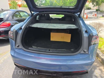 2026 Tesla Model S - miniatura 14