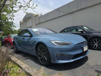 2026 Tesla Model S - miniatura 4