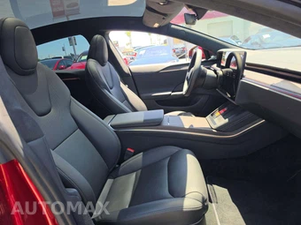2026 Tesla Model S - miniatura 19