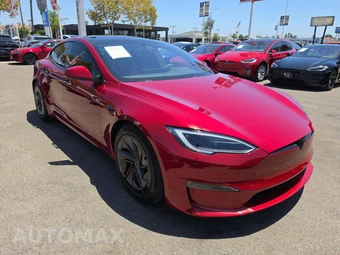 2026 Tesla Model S - miniatura 4