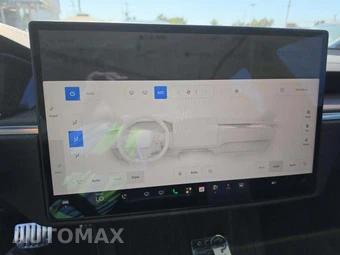 2026 Tesla Model S - miniatura 10