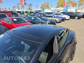2026 Tesla Model S - miniatura 12