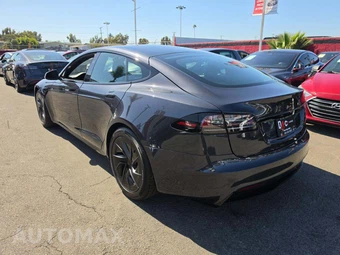 2026 Tesla Model S - miniatura 2