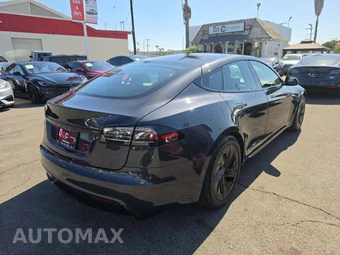 2026 Tesla Model S - miniatura 3