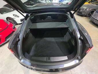 2026 Tesla Model S - miniatura 14