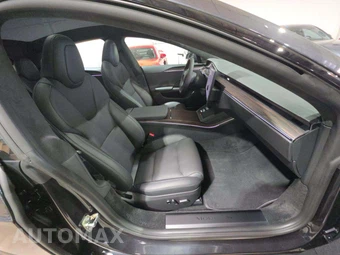 2026 Tesla Model S - miniatura 18