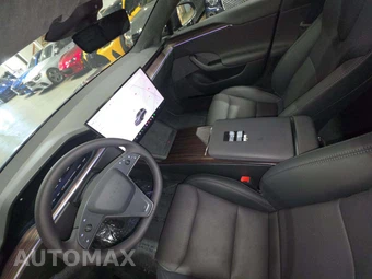 2026 Tesla Model S - miniatura 8