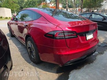 2026 Tesla Model S - miniatura 2