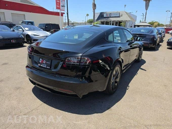 2026 Tesla Model S - miniatura 3