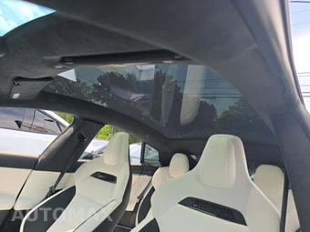 2026 Tesla Model S Plaid - miniatura 11