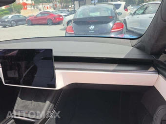 2026 Tesla Model S Plaid - miniatura 20
