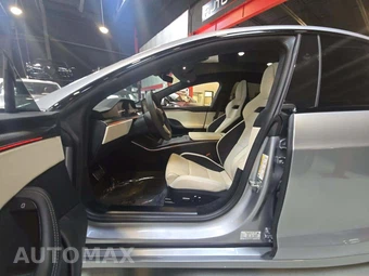 2026 Tesla Model S Plaid - miniatura 6