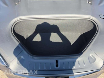 2026 Tesla Model S Plaid - miniatura 22