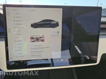 2026 Tesla Model S Plaid - miniatura 9