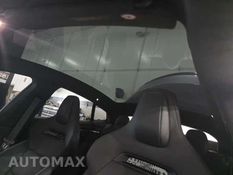 2026 Tesla Model S Plaid - miniatura 11