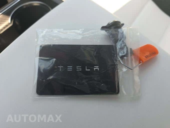 2026 Tesla Model S Plaid - miniatura 8