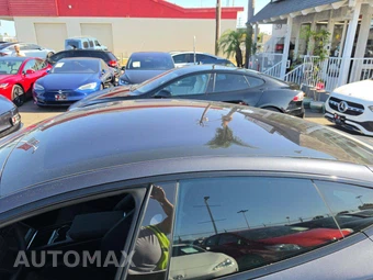 2026 Tesla Model S Plaid - miniatura 12