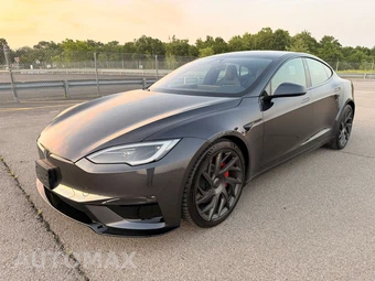2026 Tesla Model S Plaid