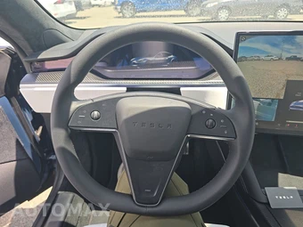 2026 Tesla Model S Plaid - miniatura 10