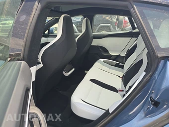 2026 Tesla Model S Plaid - miniatura 13