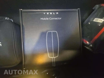 2026 Tesla Model X - miniatura 15