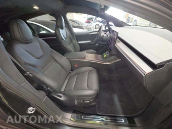 2026 Tesla Model X - miniatura 18