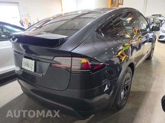 2026 Tesla Model X - miniatura 3