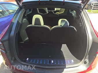 2026 Tesla Model X - miniatura 14