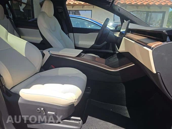 2026 Tesla Model X - miniatura 19