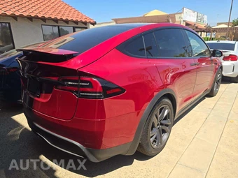 2026 Tesla Model X - miniatura 3