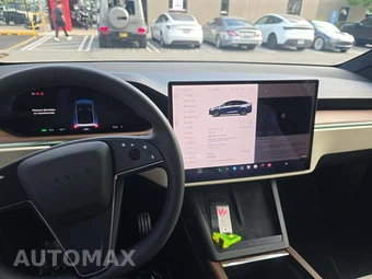 2026 Tesla Model X - miniatura 10