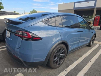 2026 Tesla Model X - miniatura 3