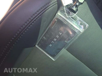 2026 Tesla Model X - miniatura 8