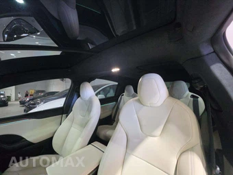 2026 Tesla Model X - miniatura 11