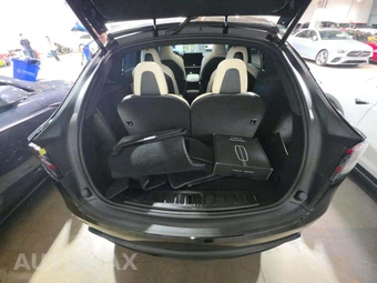 2026 Tesla Model X - miniatura 14