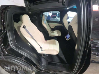 2026 Tesla Model X - miniatura 17