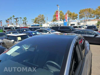 2026 Tesla Model X - miniatura 12