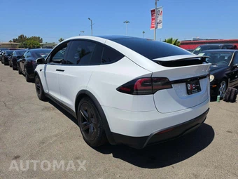 2026 Tesla Model X - miniatura 2