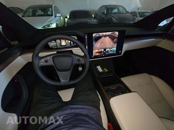 2026 Tesla Model X - miniatura 10