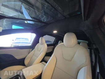 2026 Tesla Model X - miniatura 11