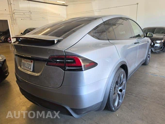 2026 Tesla Model X - miniatura 3