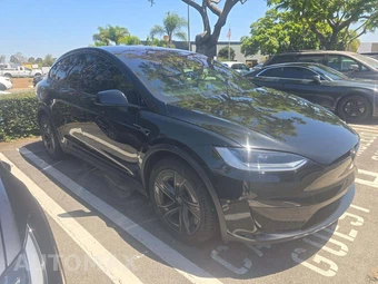 2026 Tesla Model X - miniatura 4