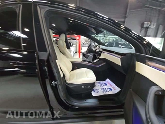 2026 Tesla Model X - miniatura 19