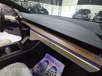 2026 Tesla Model X - miniatura 20